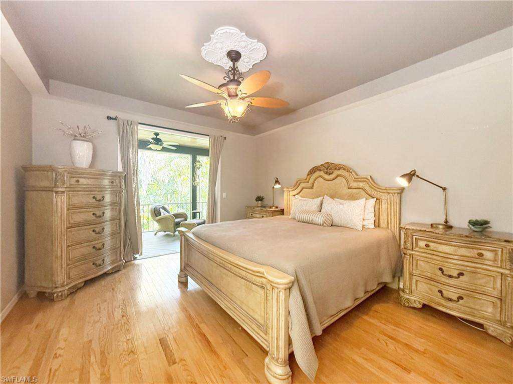 7130 Hendry Creek DR