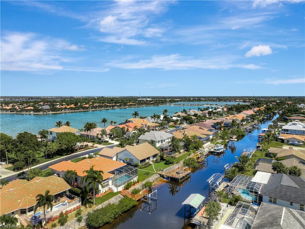 5561 Harborage DR