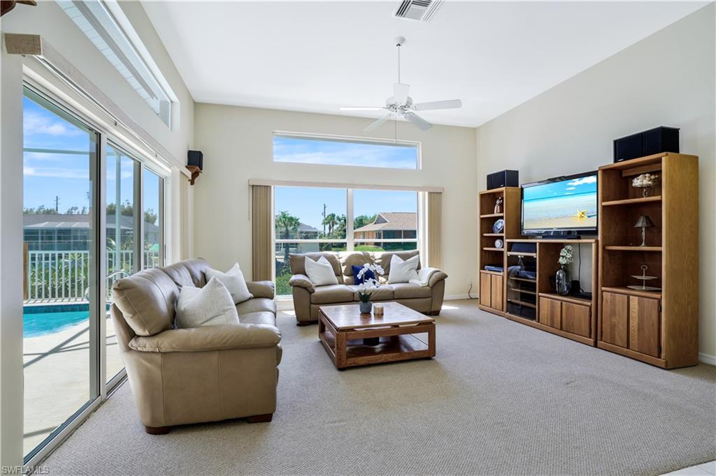 5561 Harborage DR