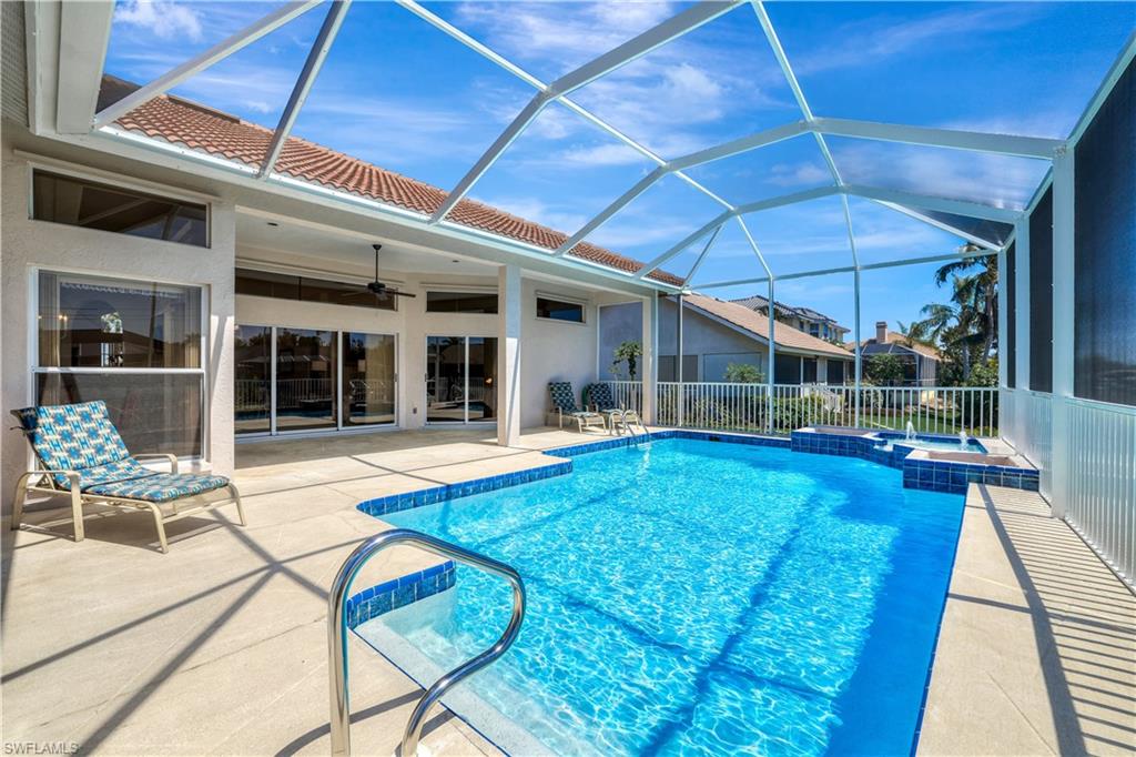 5561 Harborage DR