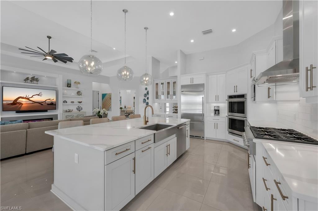 11501 Venetian Lagoon DR