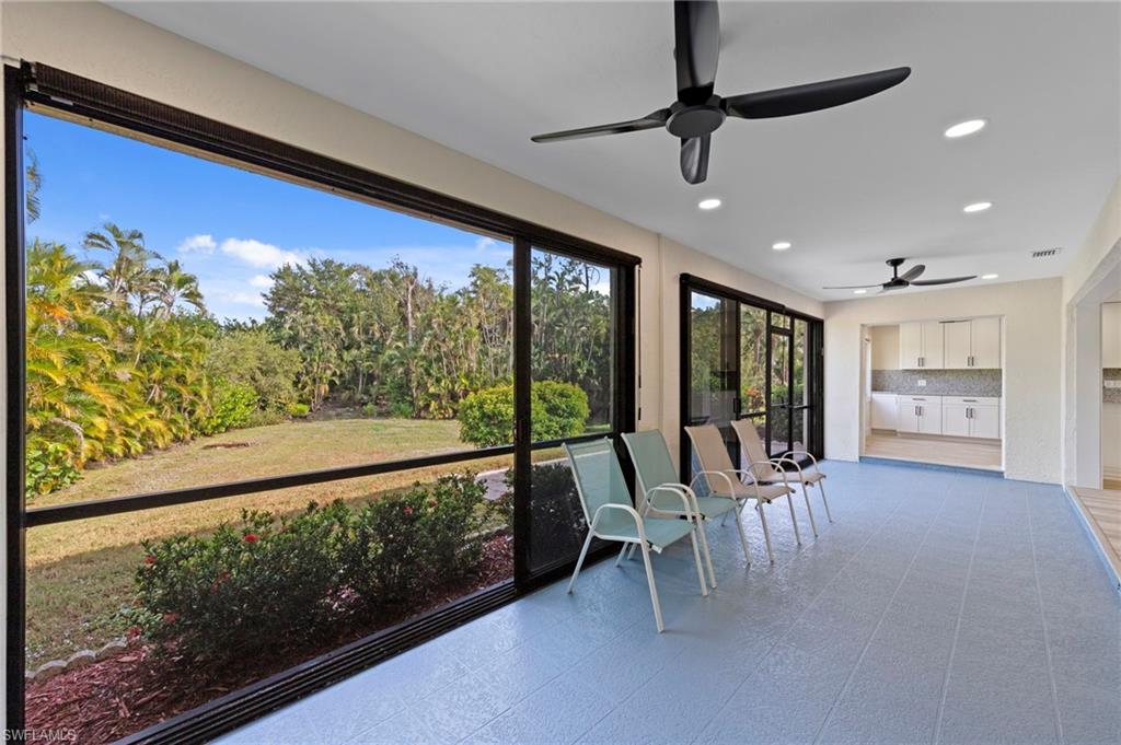 6114 Forest Villas CIR