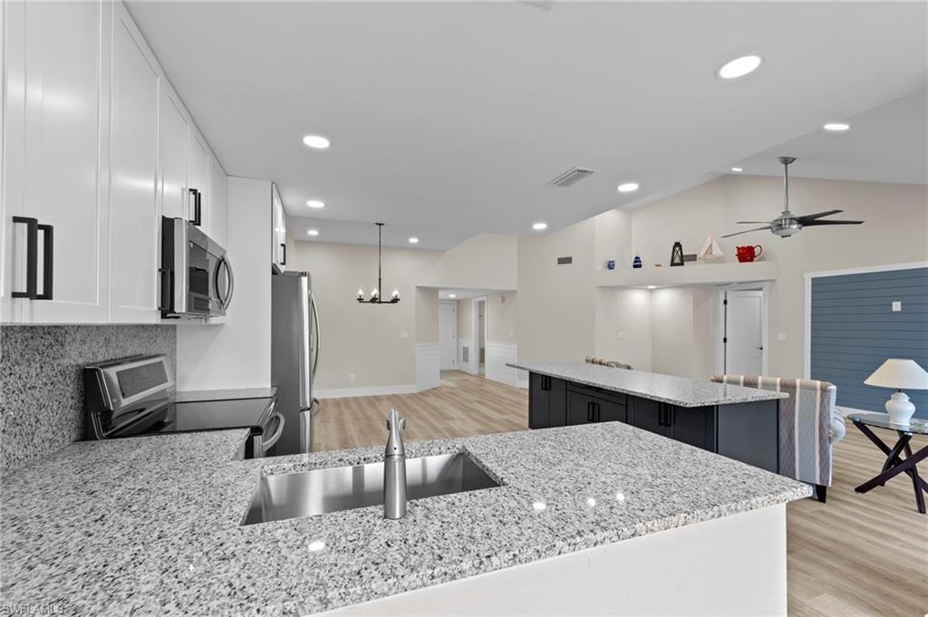 6114 Forest Villas CIR