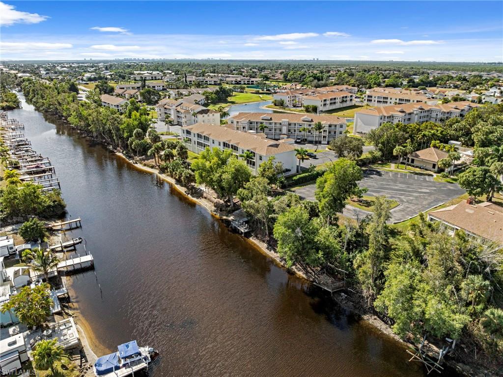 6114 Forest Villas CIR