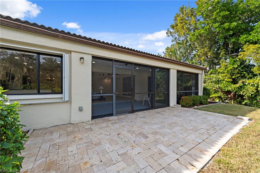 6114 Forest Villas CIR