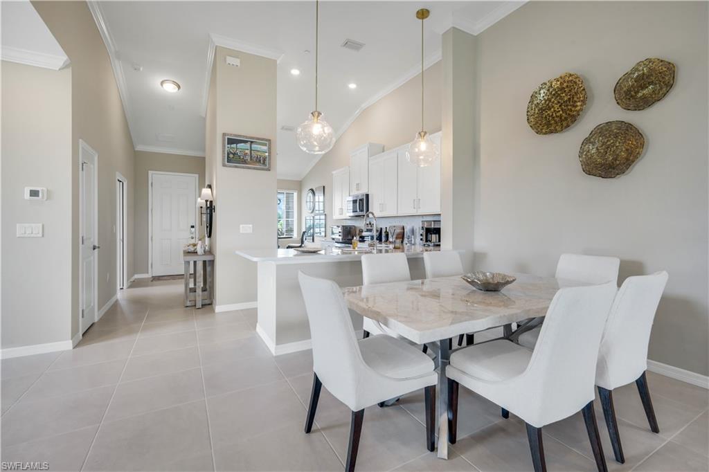 11811 Venetian Lagoon DR 204