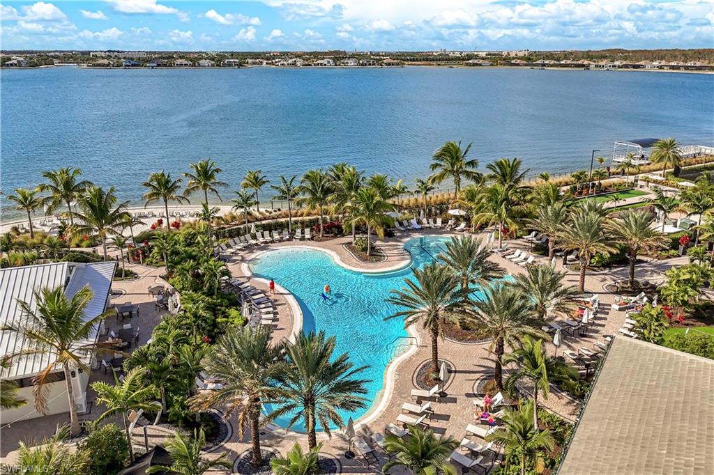 11811 Venetian Lagoon DR 204
