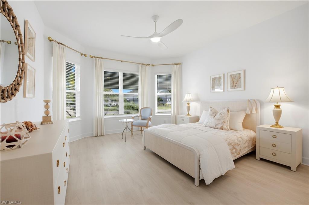 11913 Raggio DR