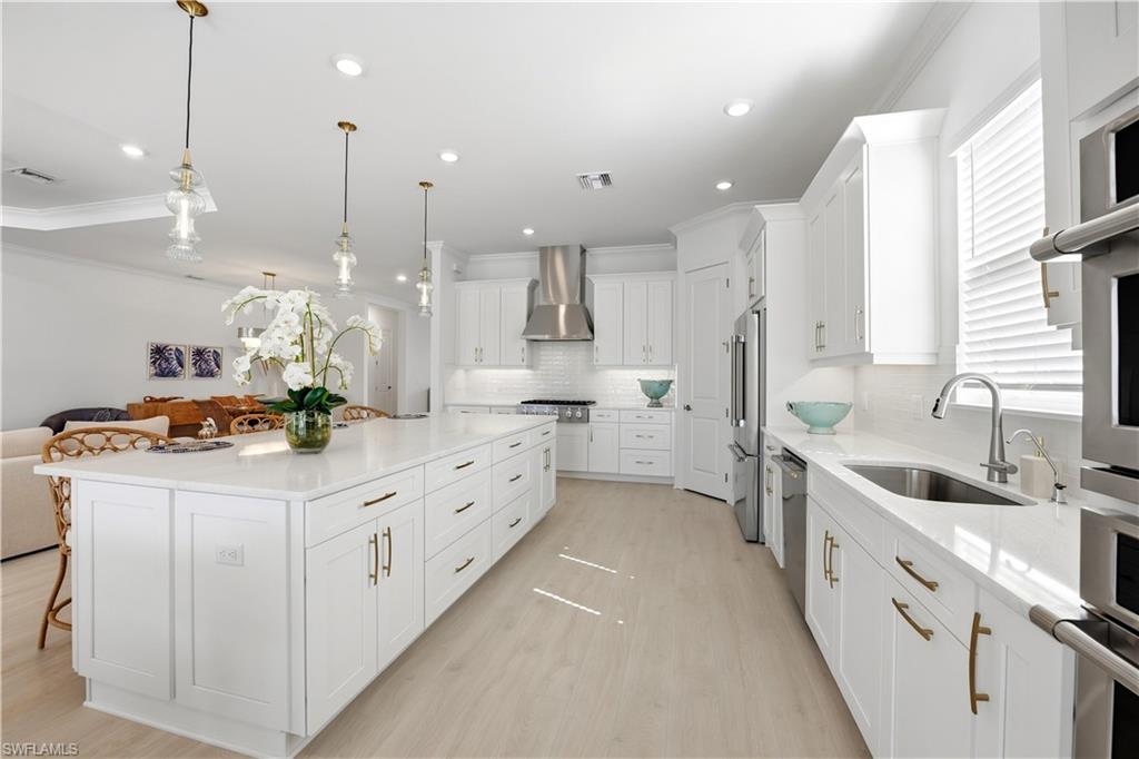 11913 Raggio DR