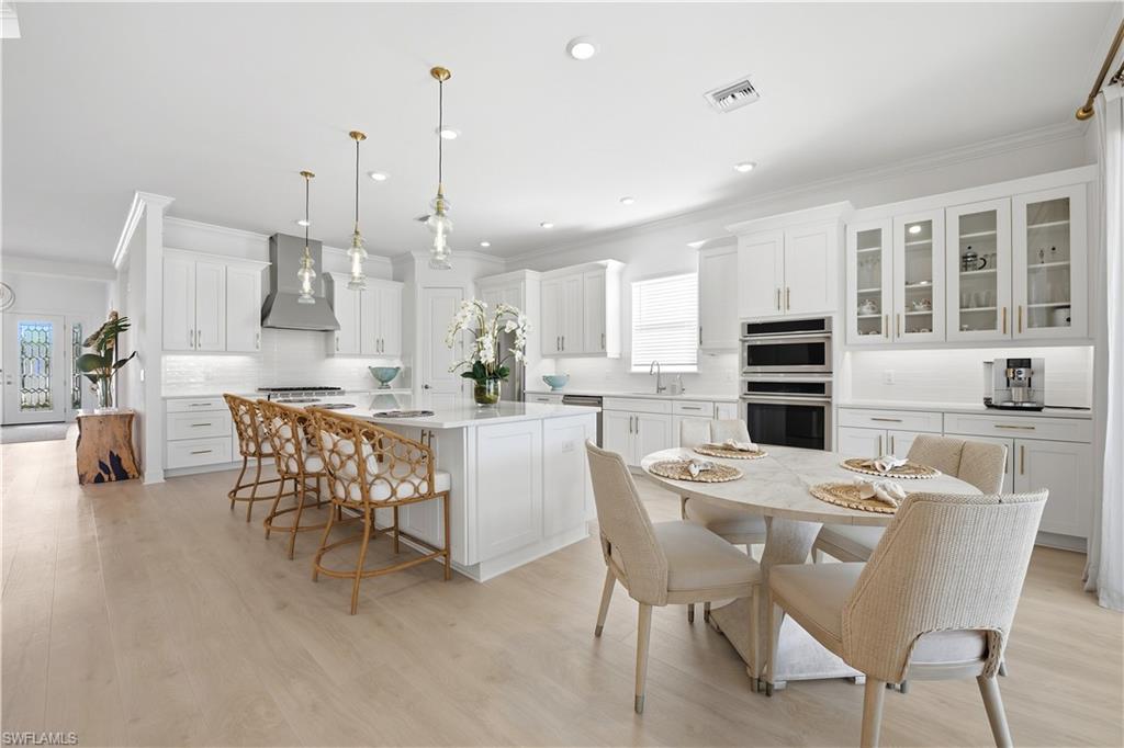 11913 Raggio DR