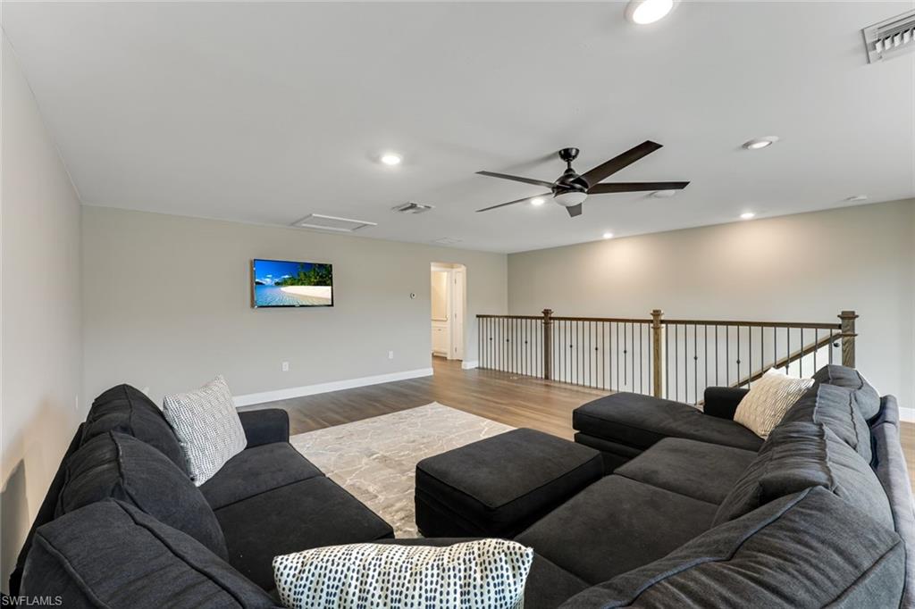 19252 Aqua Shore DR