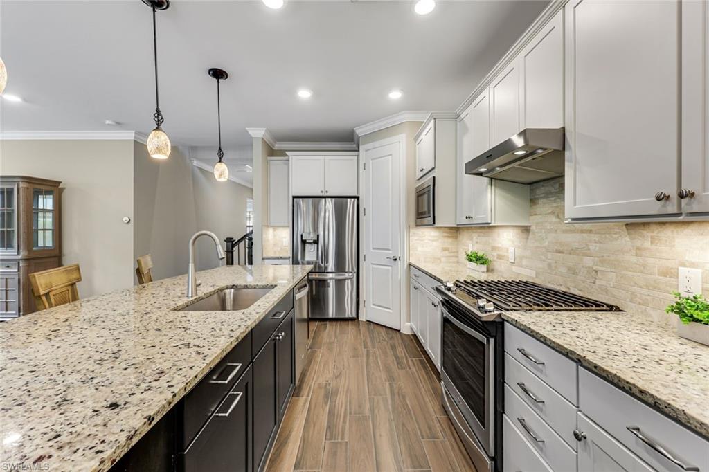 19252 Aqua Shore DR