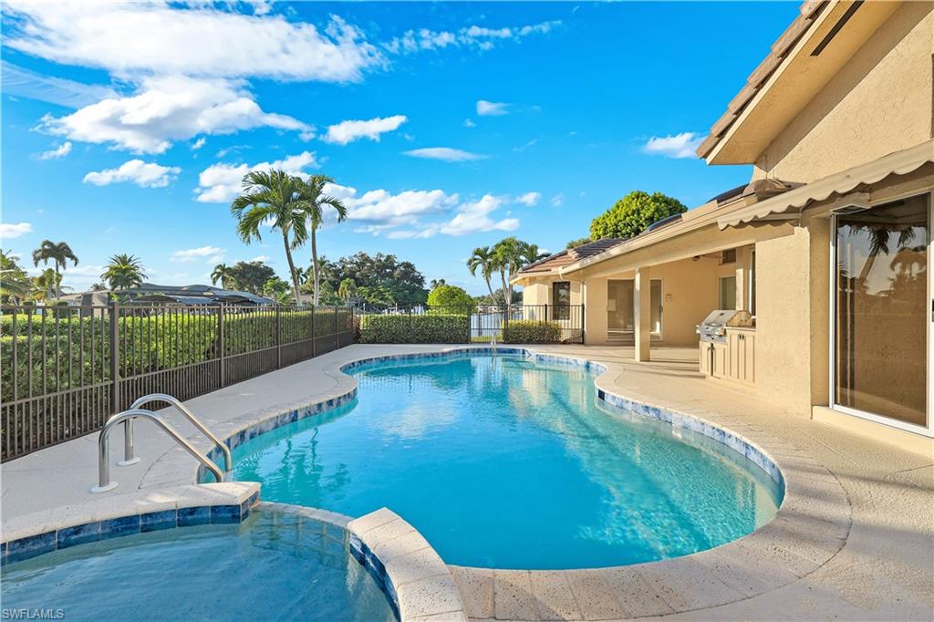 954 Bal Isle DR