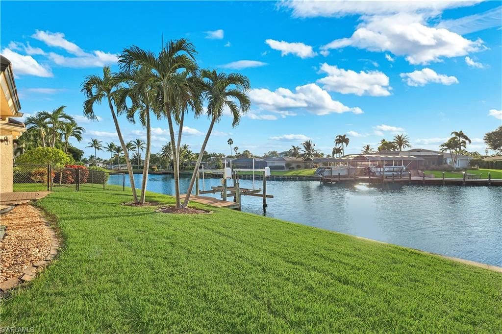 954 Bal Isle DR