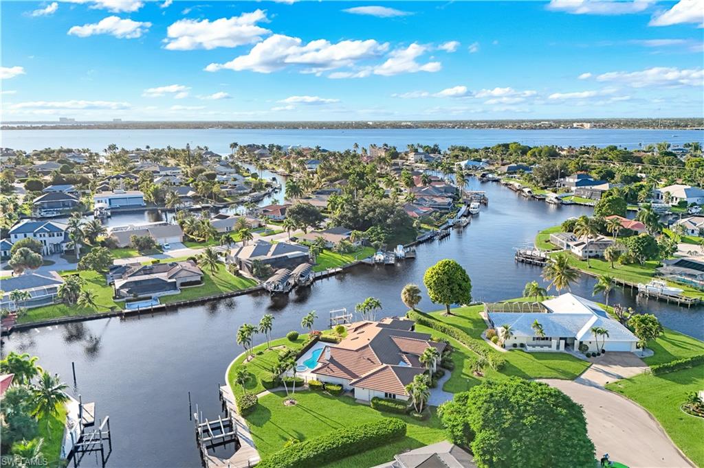 954 Bal Isle DR