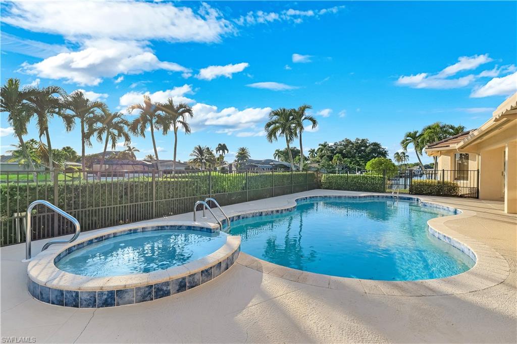 954 Bal Isle DR