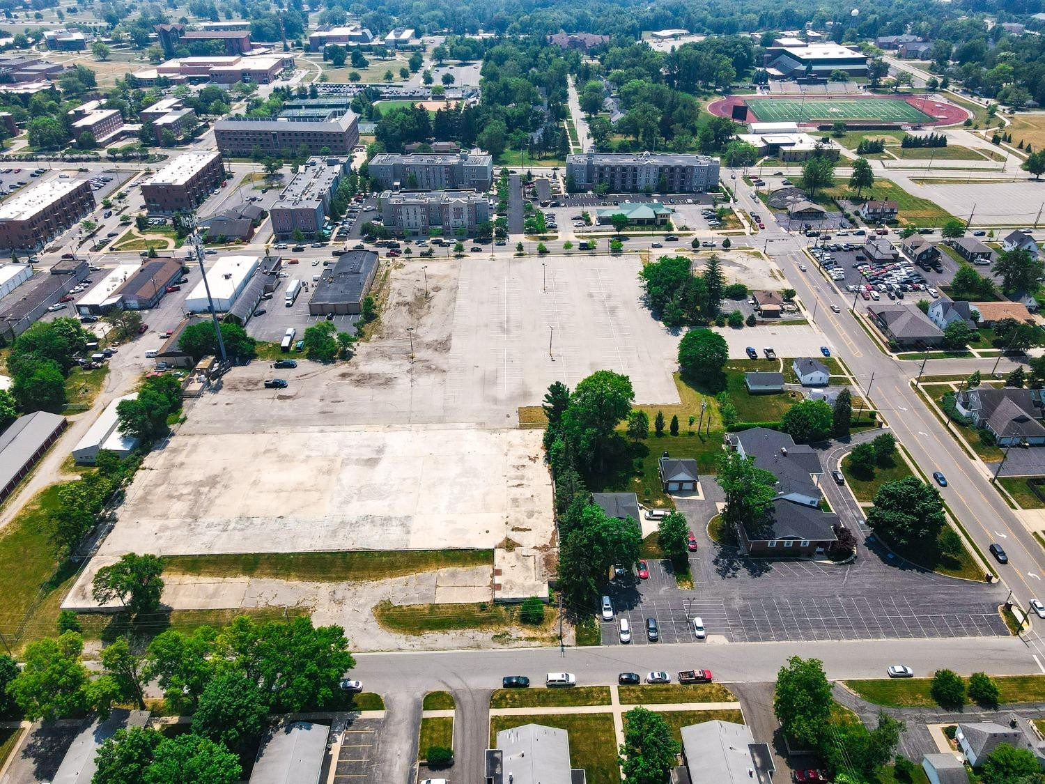 1201-1209 E Lincolnway