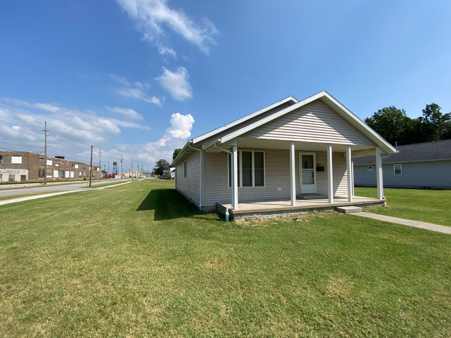 327 N Calumet Avenue