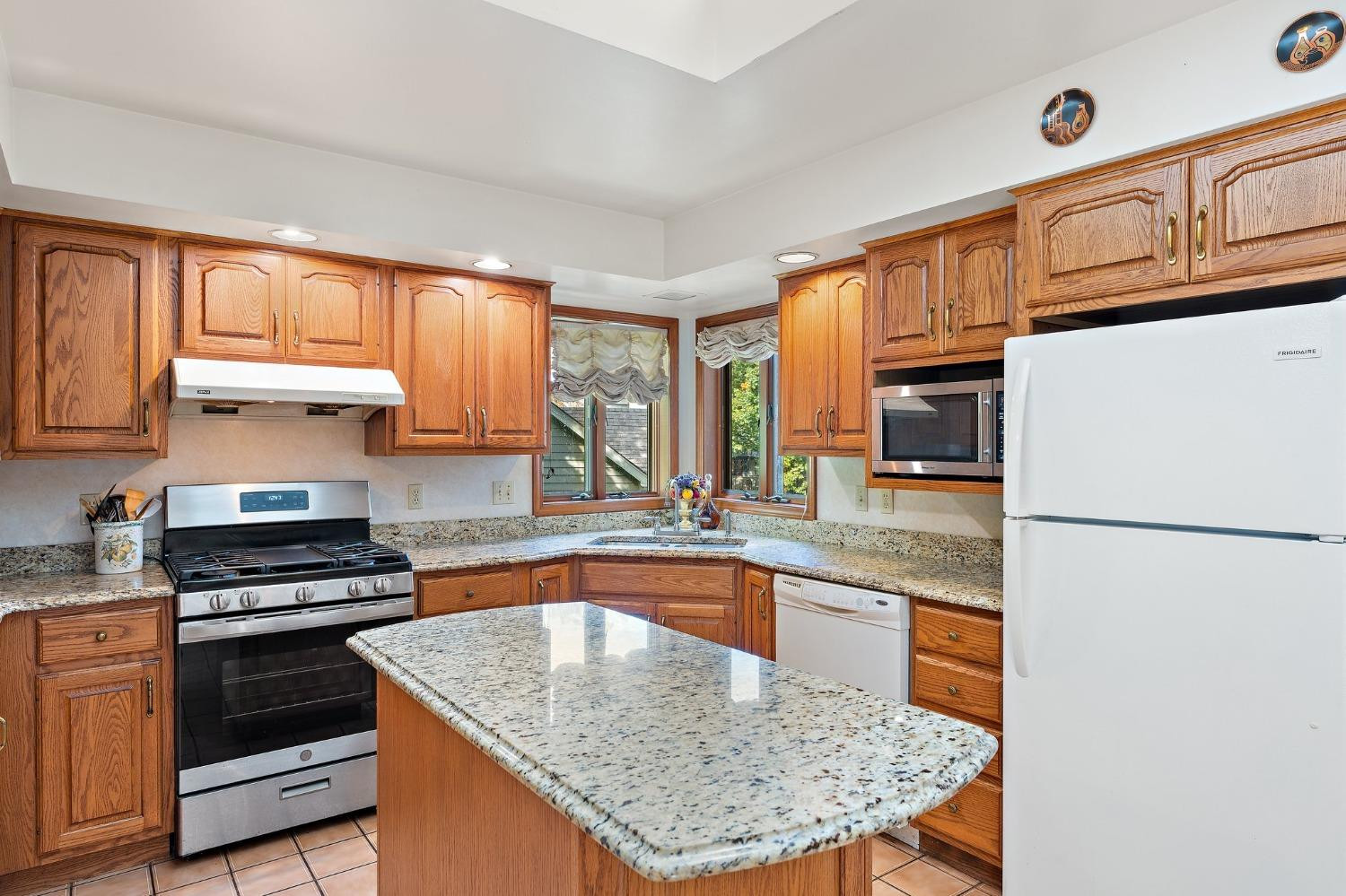 712 Brandonbury Drive