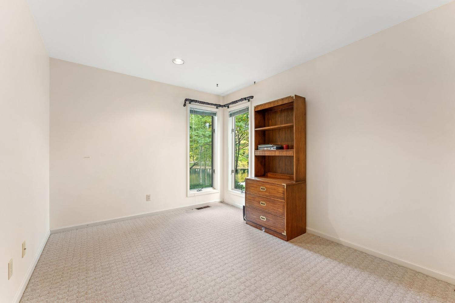 712 Brandonbury Drive