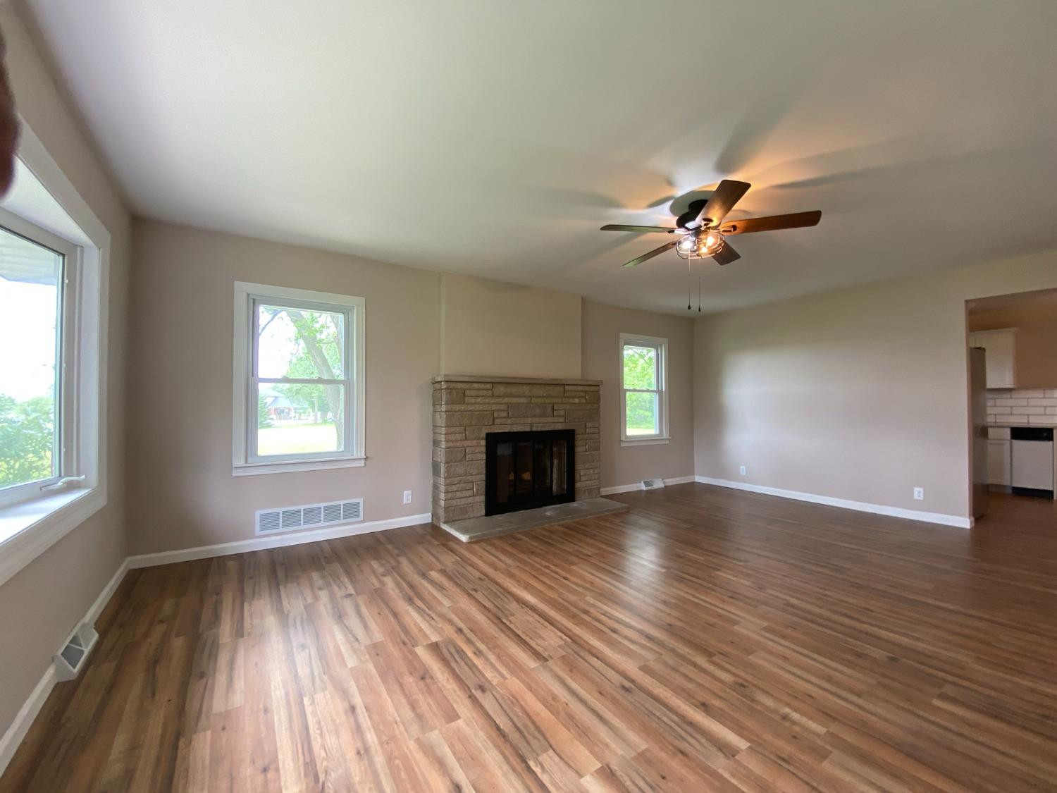 289 W State Road 130