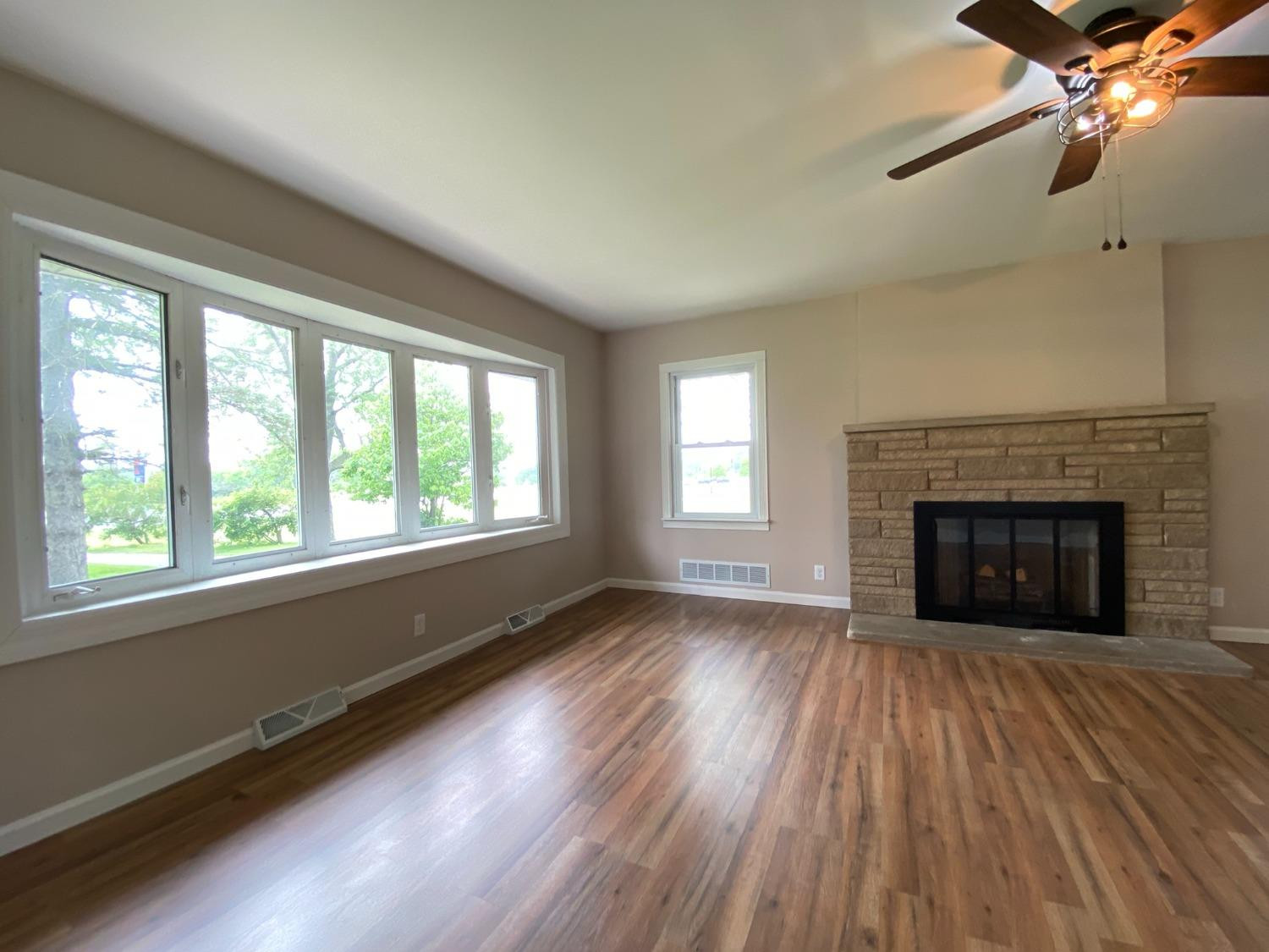 289 W State Road 130