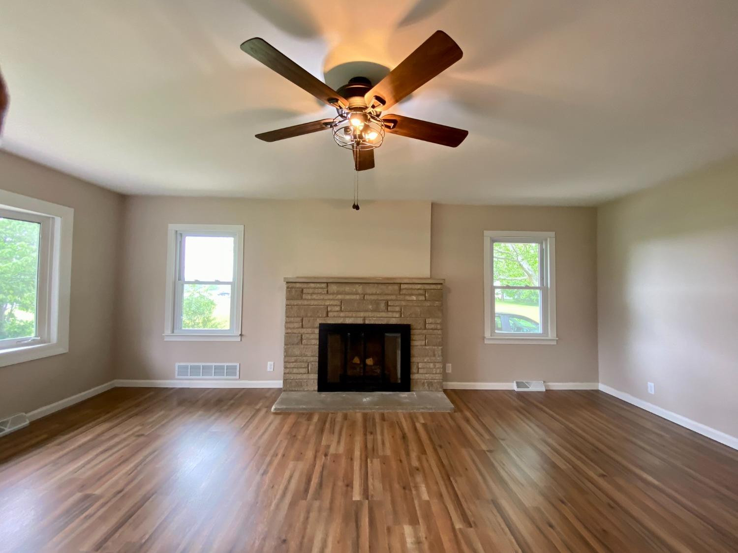 289 W State Road 130