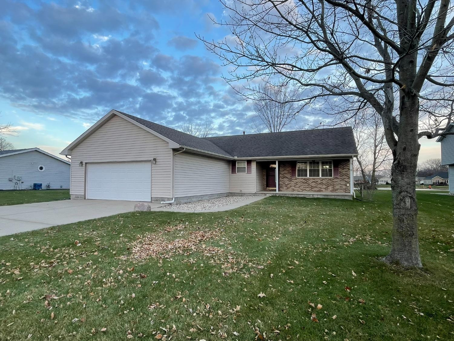 509 Grassfork Court S