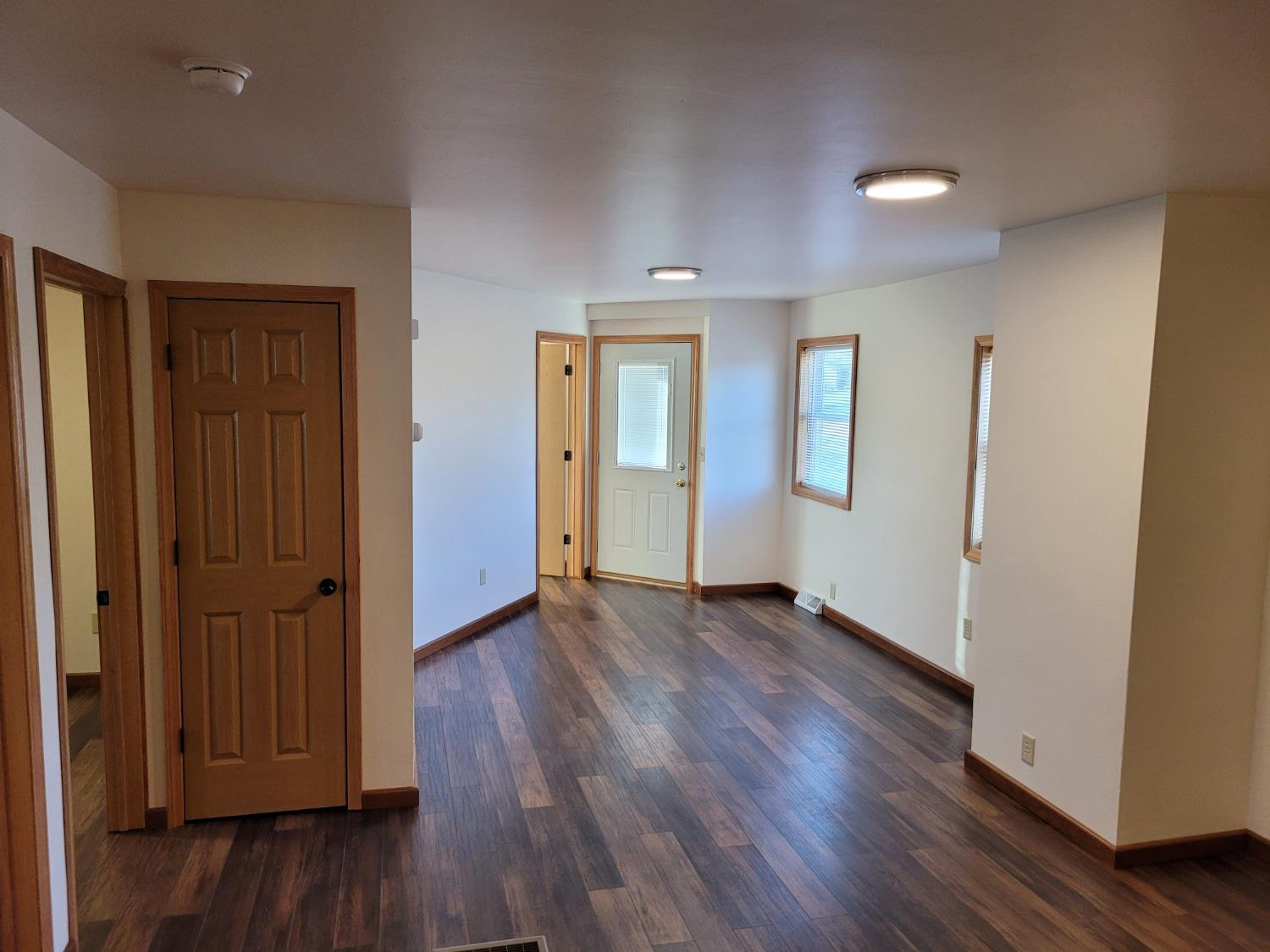 515 W 10th Street