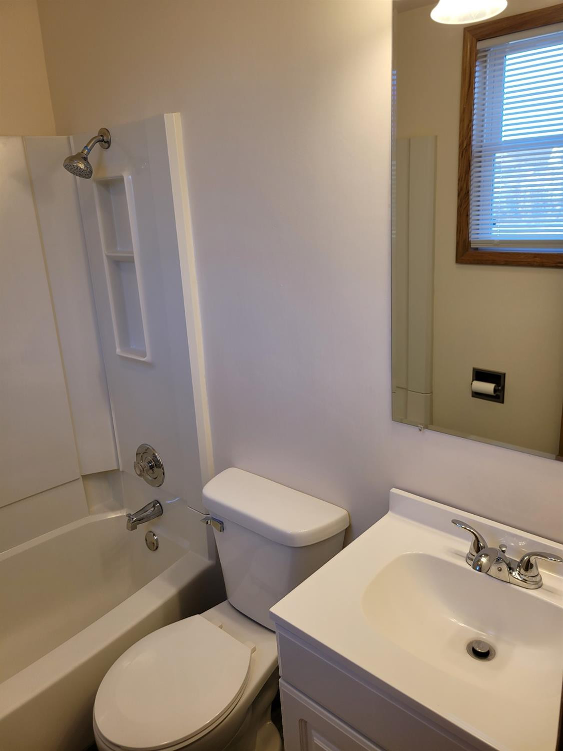 515 W 10th Street