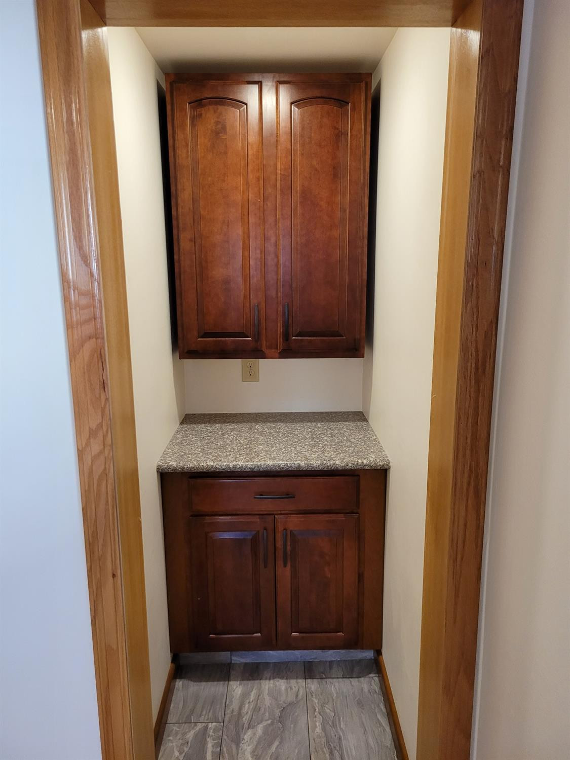 515 W 10th Street