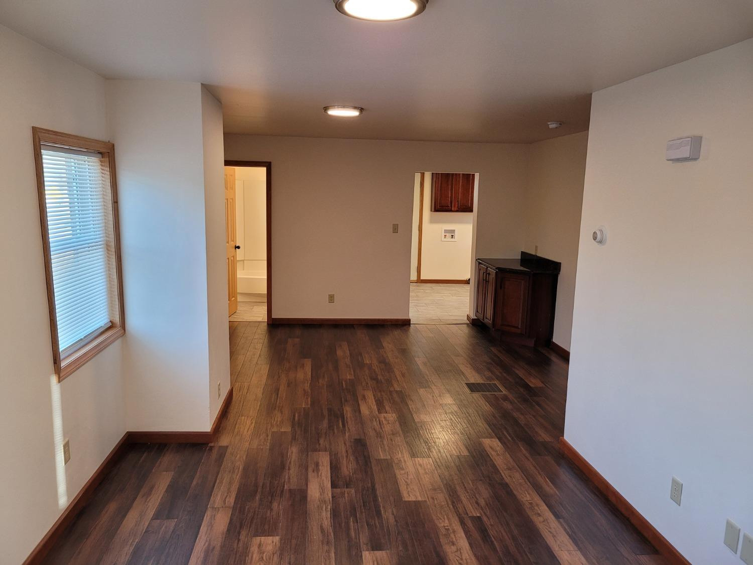 515 W 10th Street