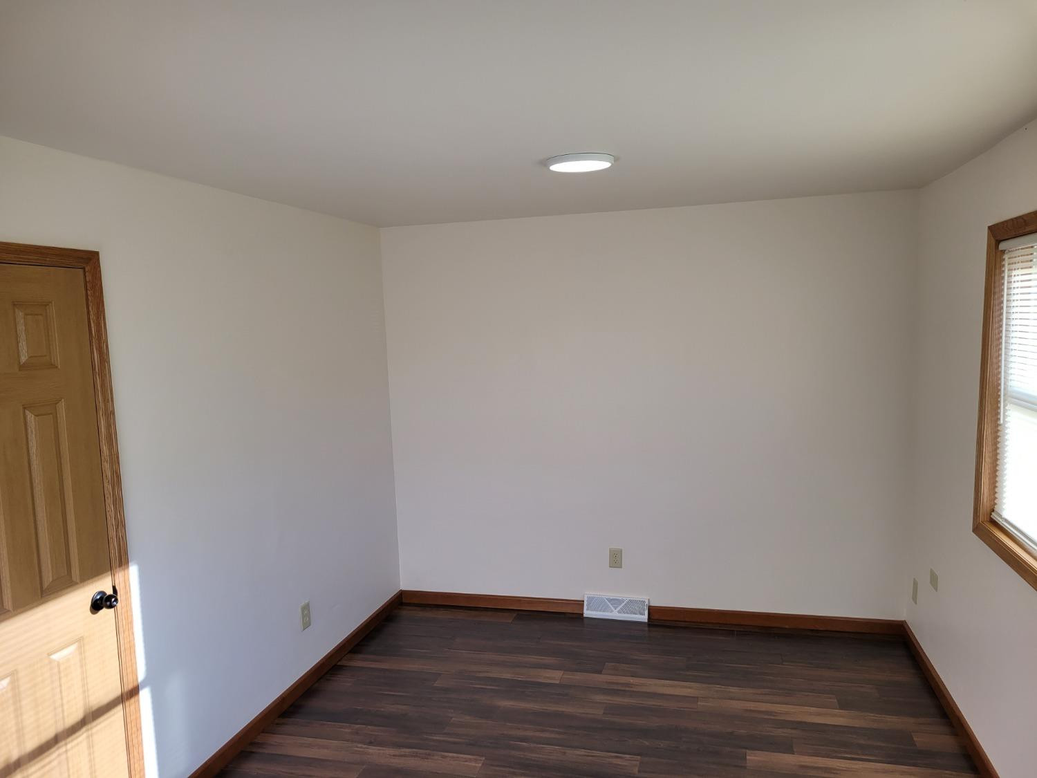 515 W 10th Street