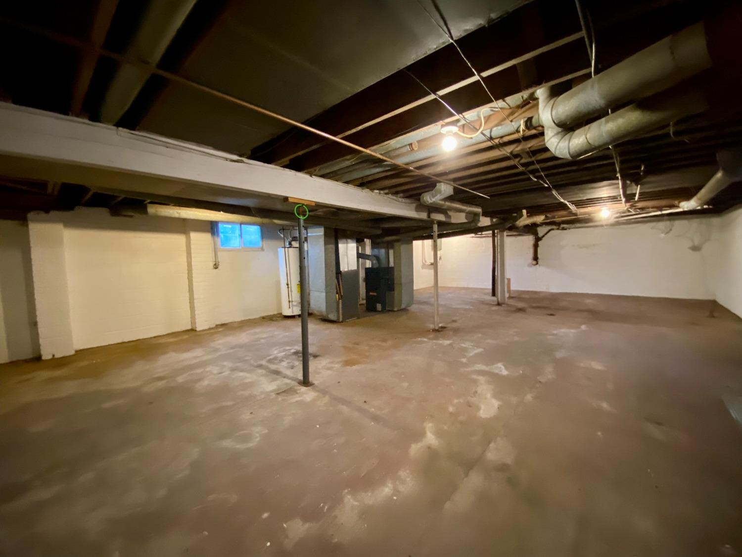 515 W 10th Street