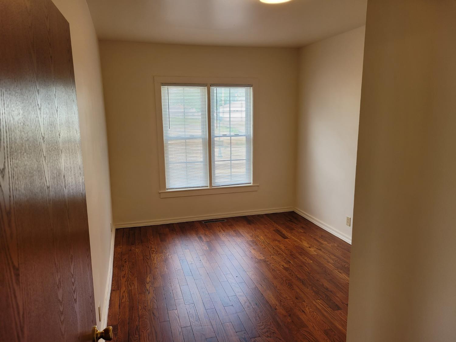 1010-1012 Cedar Street