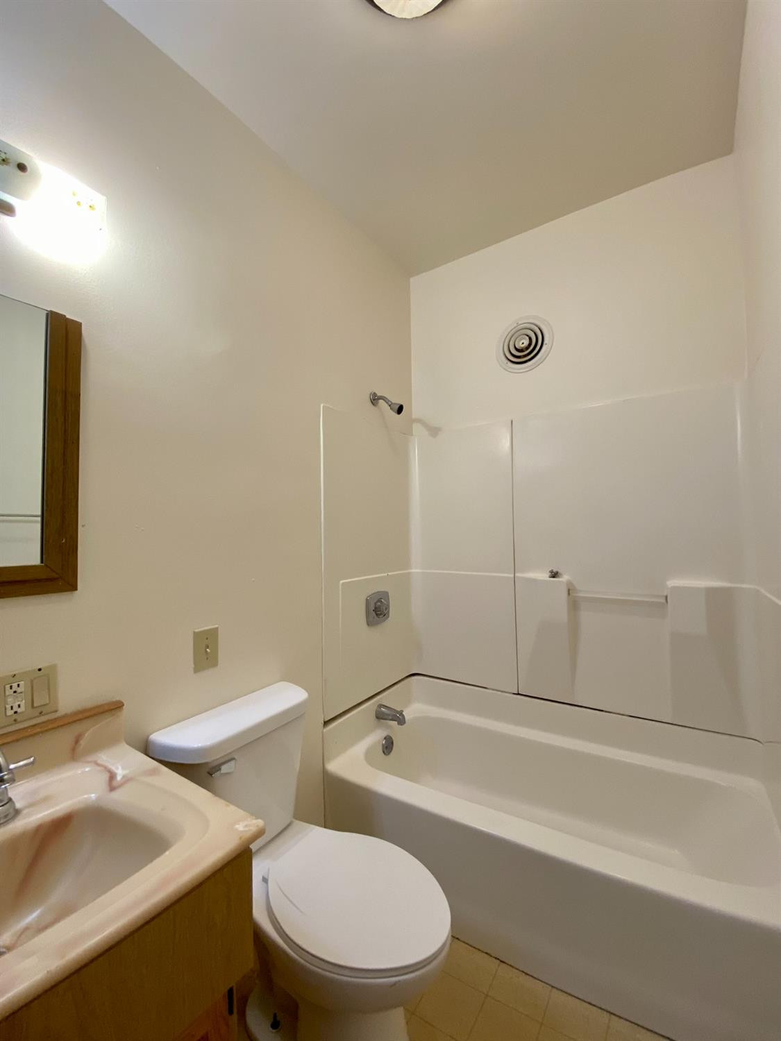 1010-1012 Cedar Street