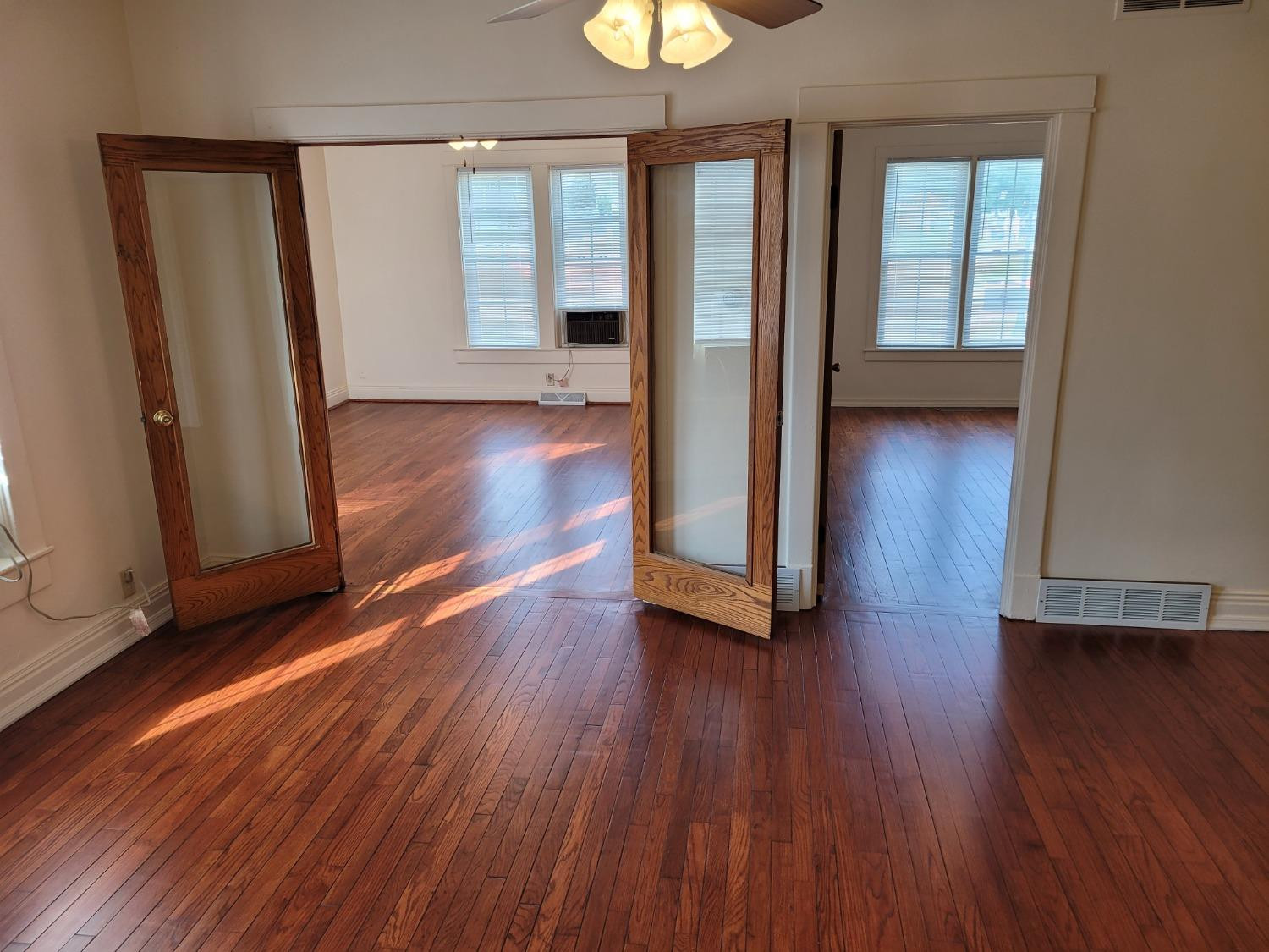 1010-1012 Cedar Street