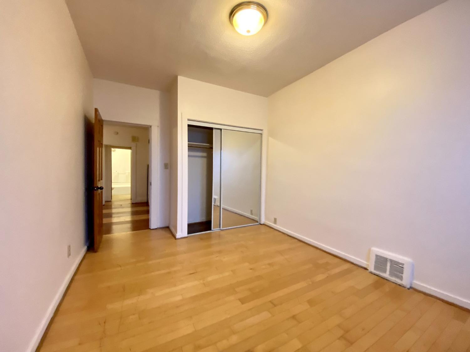 1010-1012 Cedar Street