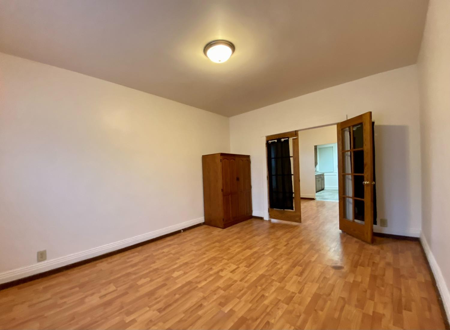 1010-1012 Cedar Street