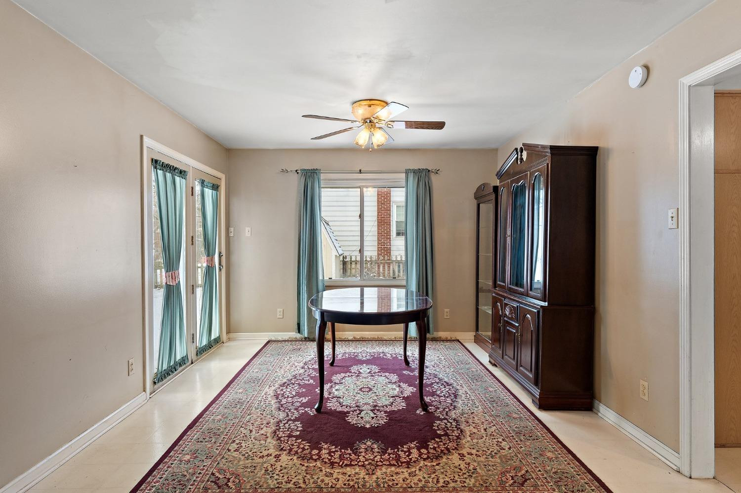 1207 Lafayette Street