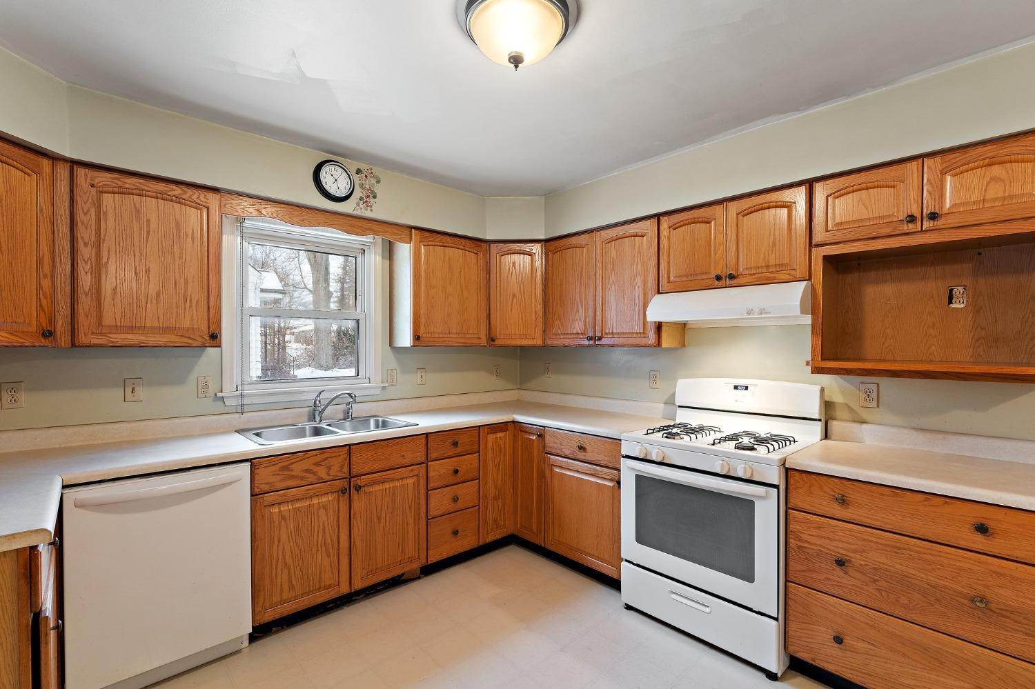 1207 Lafayette Street