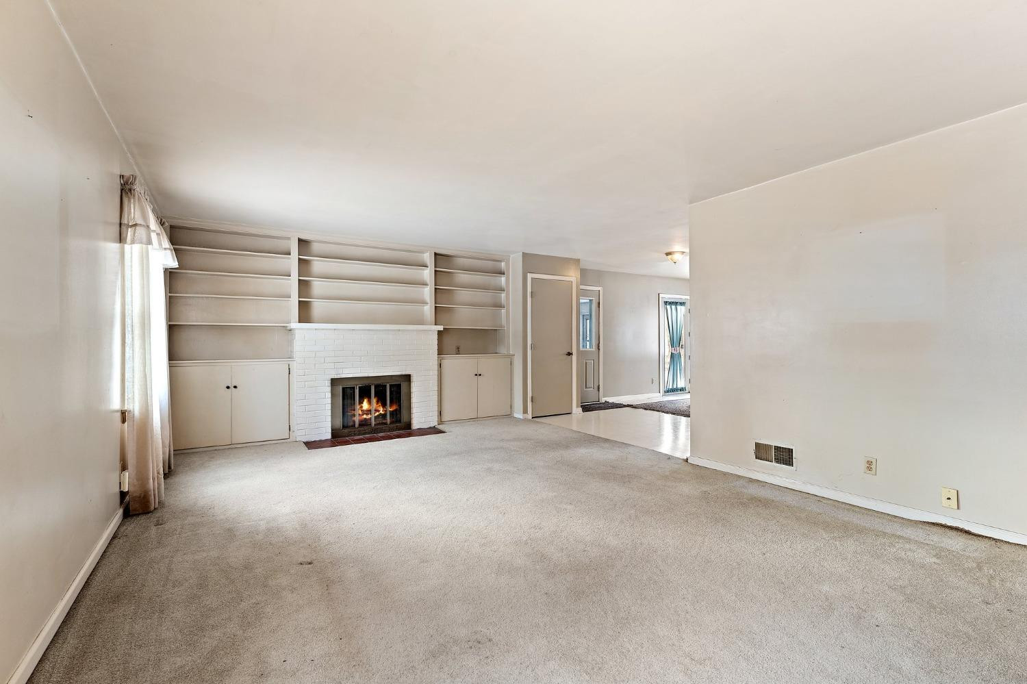 1207 Lafayette Street