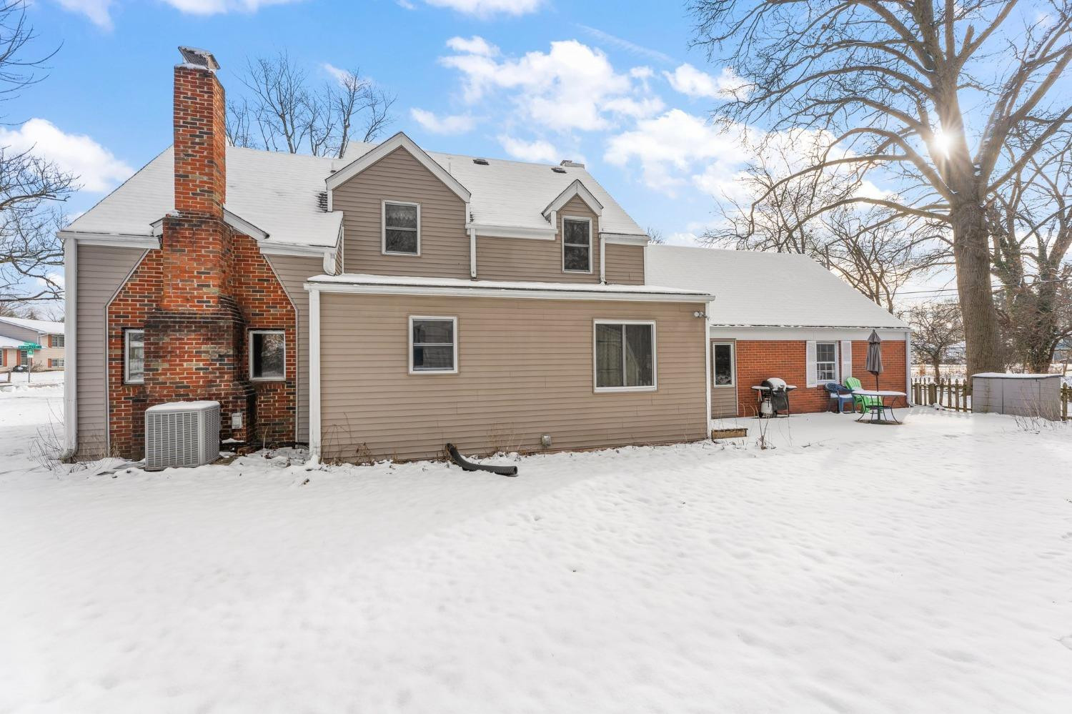 1207 Lafayette Street