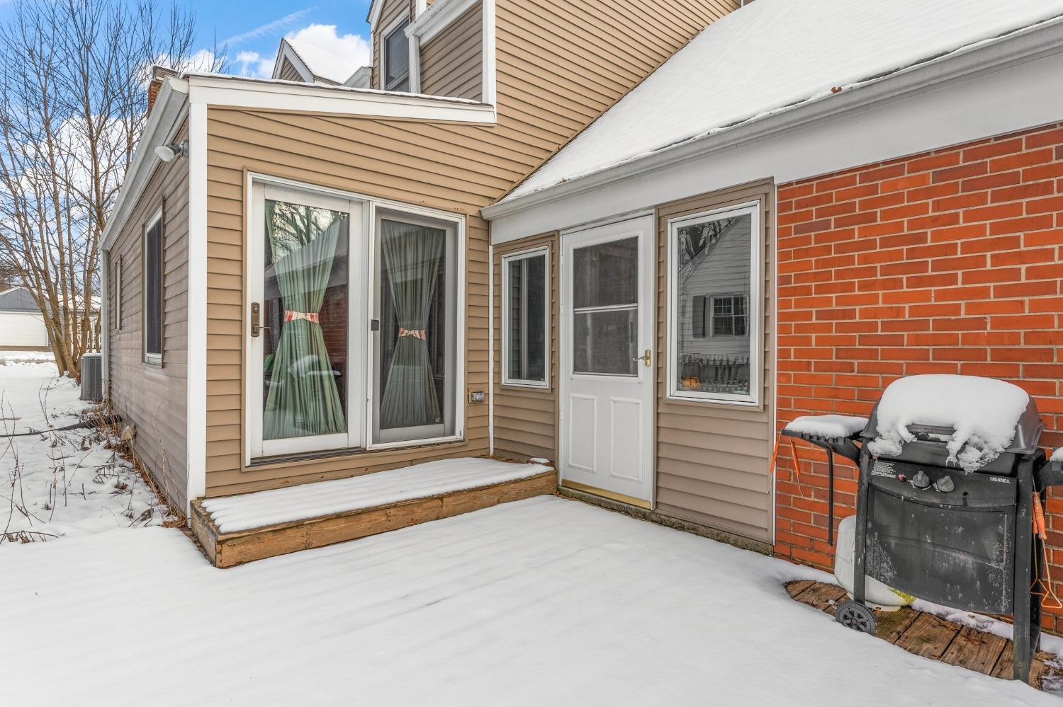 1207 Lafayette Street