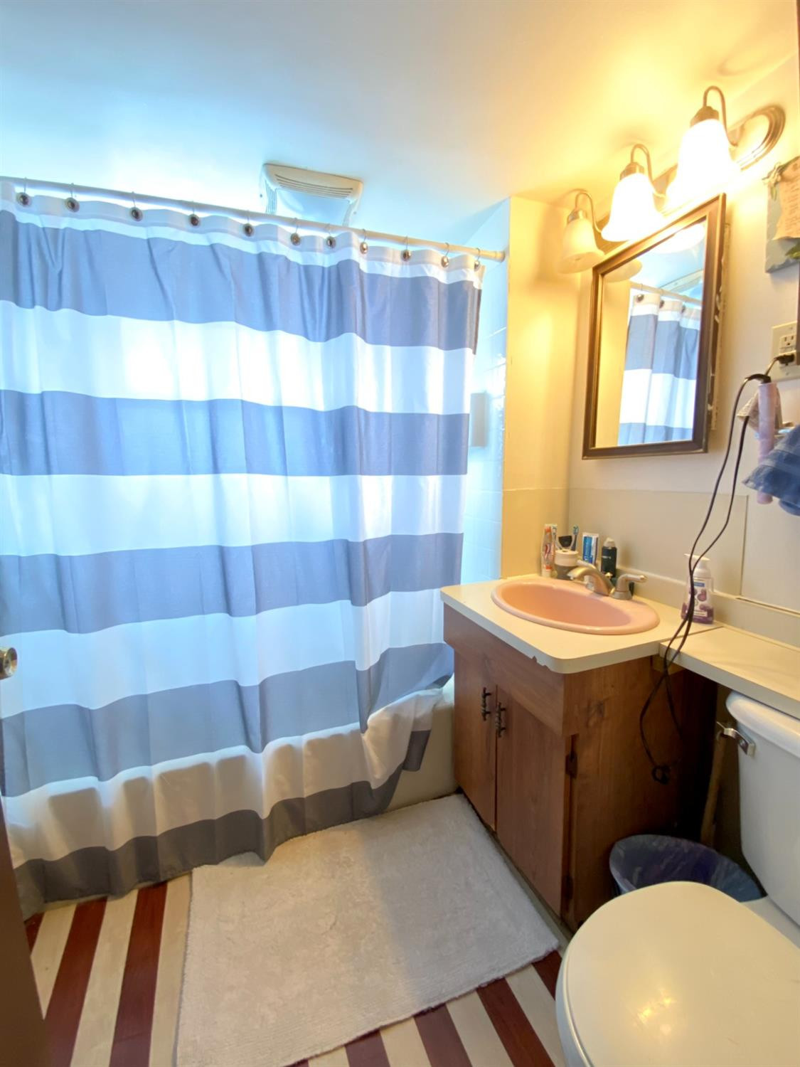 1212 Kentucky Street