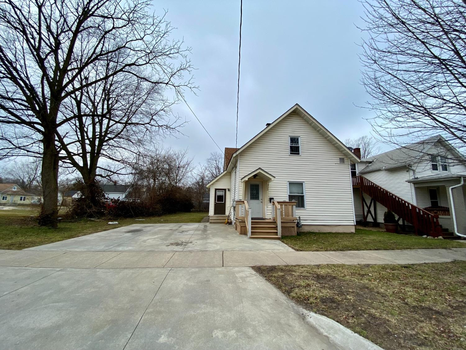 323 Willard Avenue