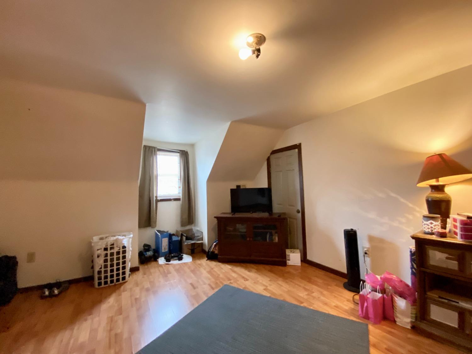 323 Willard Avenue