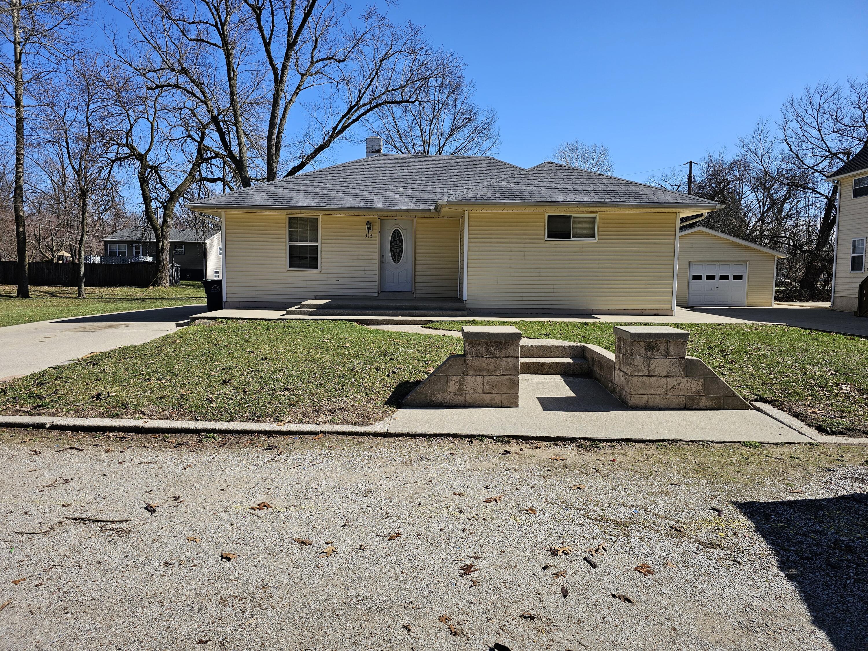 315 Grace Street