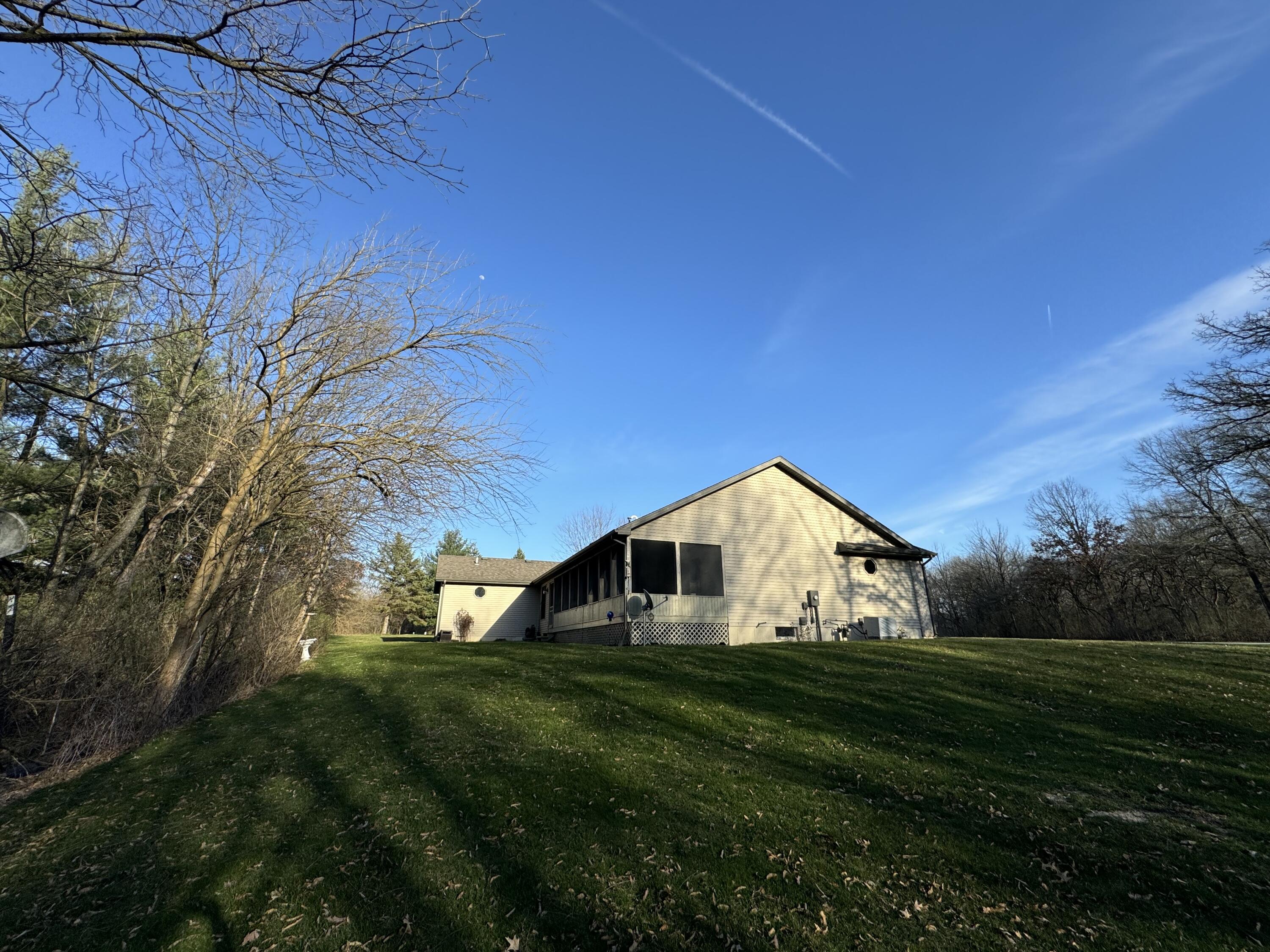 16314 Lakewood Street