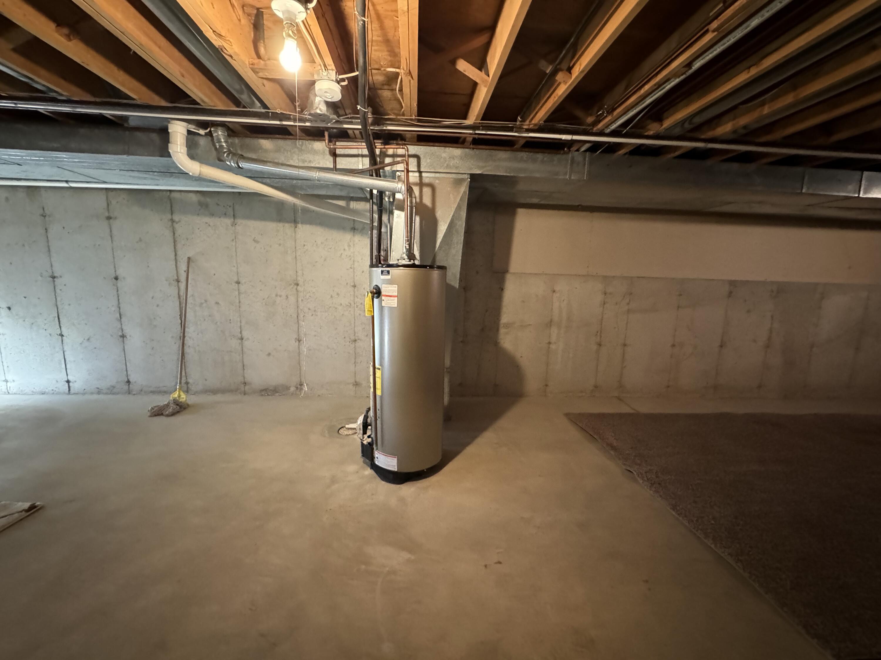 16314 Lakewood Street